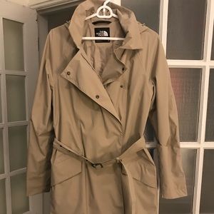 NorthFace Women’s Medium Rain/Trenchcoat